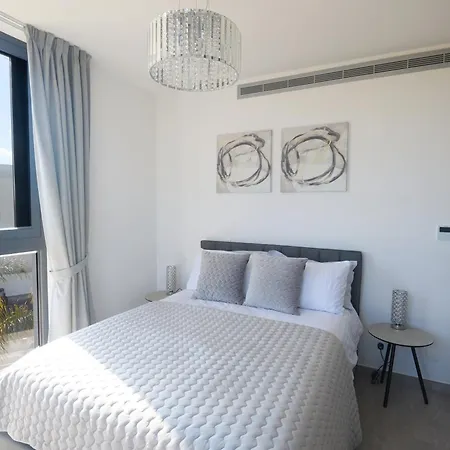 Вилла Almaria *