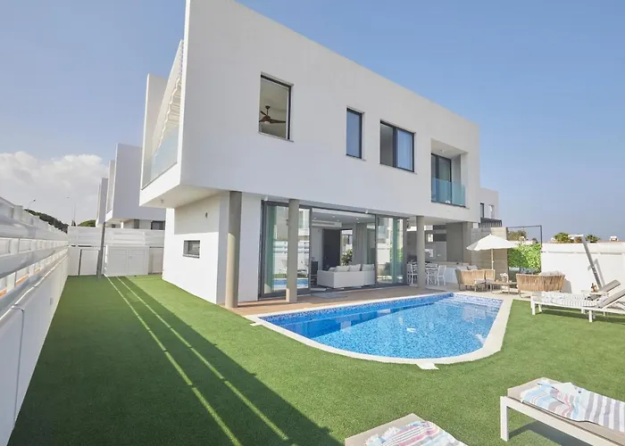 Almaria Villa Protaras