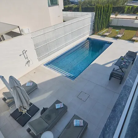 Villa Almaria *